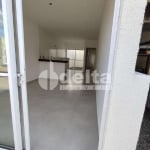 Casa em condomínio disponível para venda no bairro Residencial Pequis em Uberlândia-MG