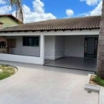 Casa residencial disponível para venda no bairro Cidade Jardim em Uberlândia-MG