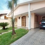 Casa residencial disponível para venda no bairro Saraiva em Uberlândia-MG