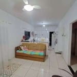 Casa residencial disponível para venda no bairro Jardim Europa em Uberlândia-MG