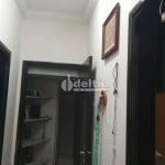 Casa disponível para venda no bairro Santa Rosa em Uberlândia-MG