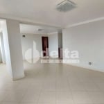 Apartamento disponível para locação e venda no bairro Nossa Senhora Aparecida em Uberlândia-MG