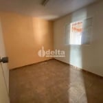 Casa residencial disponível para venda no bairro Planalto em Uberlândia MG