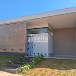 Casa em condomínio disponível para venda no bairro Laranjeiras em Uberlândia-MG