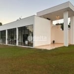 Casa residencial disponível para venda no bairro Mansões Aeroporto em Uberlândia-MG