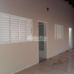 Casa residencial disponível para venda no bairro Laranjeiras em Uberlândia-MG