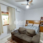 Casa residencial disponível para venda no bairro Santa Luzia em Uberlândia-MG