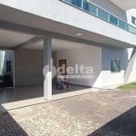 Casa residencial disponível para venda no bairro Bosque dos Buritis em Uberlândia-MG