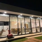 Casa residencial disponível para venda no bairro Loteamento Portal do Vale II em Uberlândia - MG.