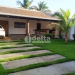 Casa residencial disponível para venda no Bairro Jardim Patrícia em Uberlândia-MG