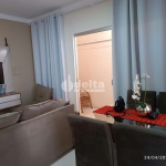 Casa em condomínio disponível para venda no bairro Santa Rosa em Uberlândia-MG