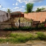 Terreno disponível para venda no bairro Planalto em Uberlândia-MG