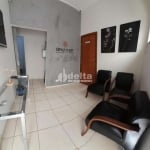 Casa Comercial disponível para locação/Venda no bairro Lidice em Uberlândia-MG