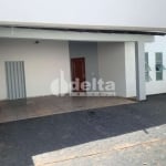 Casa residencial disponível para venda no Bairro Jardim Patrícia em Uberlândia-MG