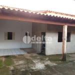 Casa residencial disponível para venda no bairro Jardim Canaã em Uberlândia-MG