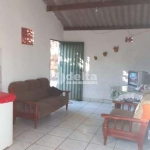 Casa residencial disponível para venda no bairro São Jorge em Uberlândia-MG