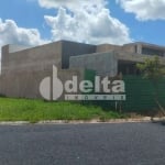 Casa em condomínio disponível para venda no bairro Shopping Park em Uberlândia-MG