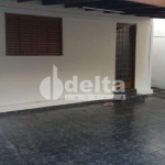 Casa Residencial disponível para venda no bairro Martins em Uberlândia-MG