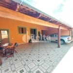 Casa disponível para venda no bairro Granada em Uberlândia-MG