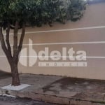 Casa residencial disponível para venda no bairro Santa Rosa em Uberlândia-MG