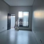 Casa residencial disponível para venda no bairro Quinta Alto Umuarama em Uberlândia - MG.