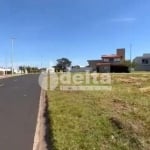 Terreno no Condomínio disponível para venda no bairro Nova Uberlândia em Uberlândia-MG