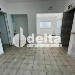 Casa Comercial disponível para locação/Venda no bairro Santa Mônica em Uberlândia-MG