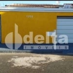 Casa residencial disponível para venda no bairro Alto Umuarama em Uberlândia-MG