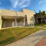 Casa em condomínio disponível para venda no bairro Jardim Sul em Uberlândia-MG