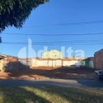 Área disponível para venda no bairro Planalto em Uberlândia-MG