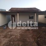 Casa residencial disponível para venda no bairro Jardim Ipanema em Uberlândia-MG