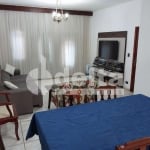 Casa residencial disponível para venda no Bairro Jardim Patrícia em Uberlândia-MG