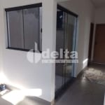 Casa residencial disponível para venda no bairro Jardim Canaã em Uberlândia-MG