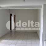 Casa residencial disponível para venda no bairro Lídice em Uberlândia-MG