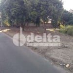 Terreno disponível para venda no bairro Luizote de Freitas em Uberlândia-MG