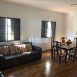 Casa residencial disponível para venda no bairro Centro em Uberlândia-MG