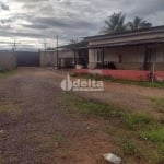 Casa Comercial disponível para Venda no bairro Tubalina em Uberlândia-MG