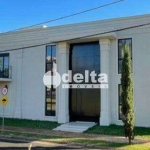 Casa em condomínio disponível para venda no bairro Alto Umuarama em Uberlândia-MG