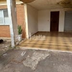 Área disponível para venda no bairro Nossa Senhora Aparecida em Uberlândia-MG