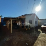 Casa residencial disponível para venda no bairro Planalto em Uberlândia MG