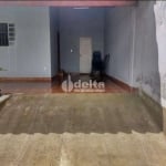 Casa residencial disponível para venda no bairro Shopping Park em Uberlândia-MG.