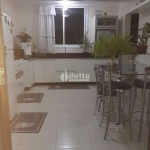 Apartamento disponível para venda no bairro Brasil em Uberlândia-MG