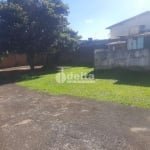 Terreno disponível para venda no bairro Daniel Fonseca em Uberlândia-MG