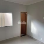 Casa residencial disponível para venda no bairro Jardim Brasília em Uberlândia-MG