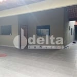 Casa residencial disponível para venda no bairro Laranjeiras em Uberlândia-MG