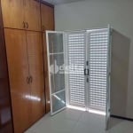 Apartamento disponível para venda no bairro Santa Mônica em Uberlândia-MG