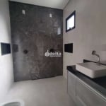 Casa residencial disponível para venda no bairro Quinta Alto Umuarama em Uberlândia - MG.