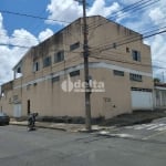 Casa residencial disponível para venda no bairro Cidade Jardim  em Uberlândia-MG