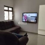 Casa residencial disponível para venda no bairro Minas Gerais em Uberlândia-MG