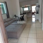 Casa residencial disponível para venda no bairro Residencial Fruta Do Conde em Uberlândia-MG